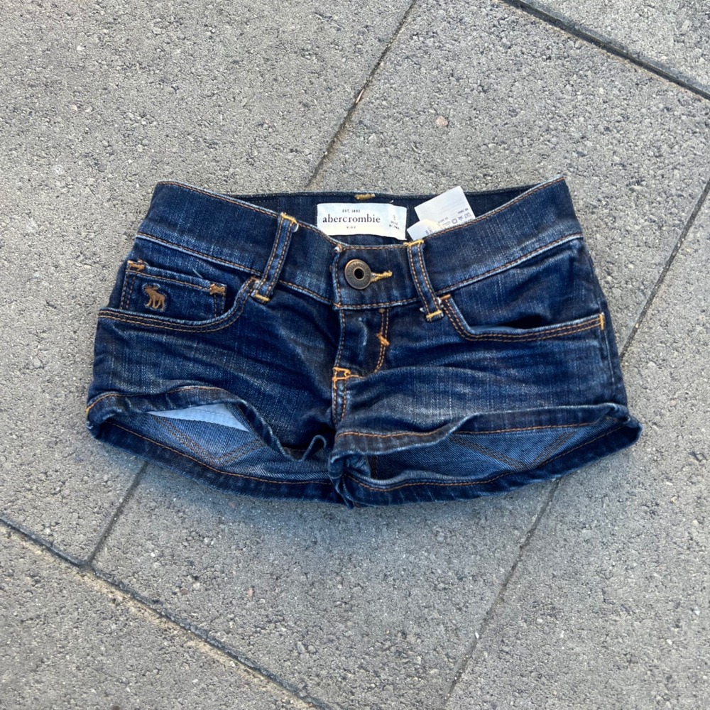 Abercrombie Kids Girls Dark Wash Denim Mini Shorts Size 8 Low Rise Jean Shorts